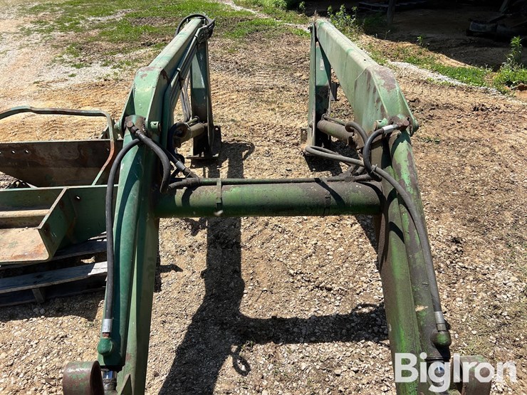 john-deere-158-image-10