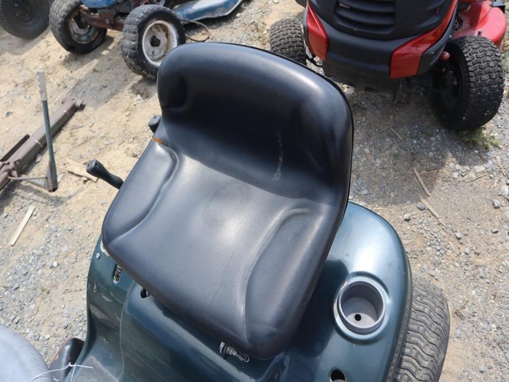 bolens-gear-driven-tractor-image-20