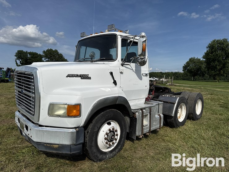 1989-ford-l9000-image-1