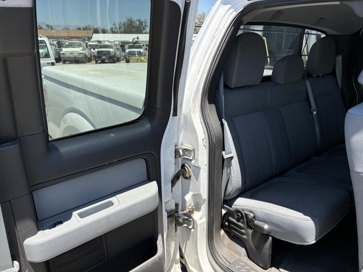 2011-ford-f150-image-13