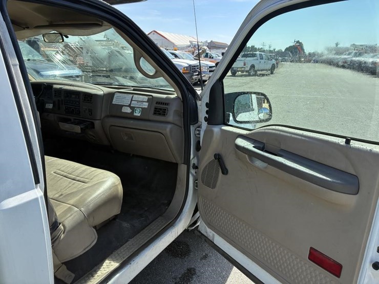 2001-ford-f250-image-9