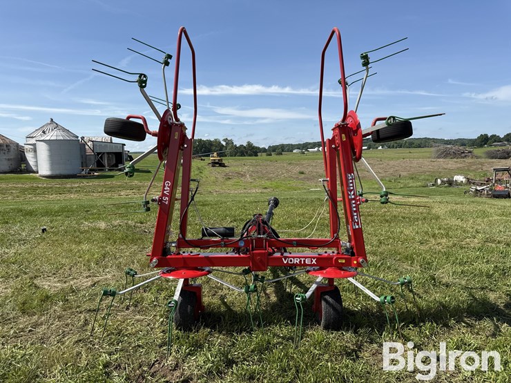 farm-king-g4v-57-tedder-image-6