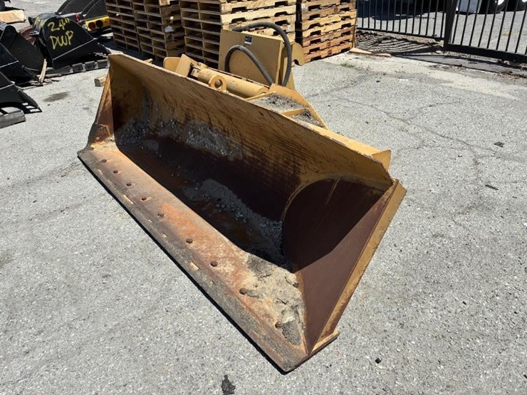 caterpillar-914g-image-1