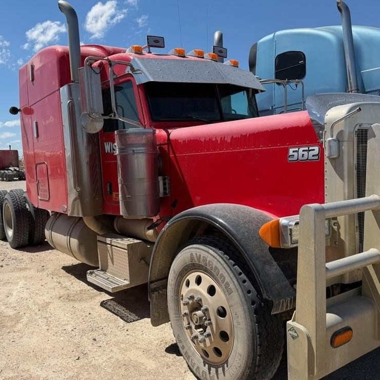 2006 PETERBILT 379