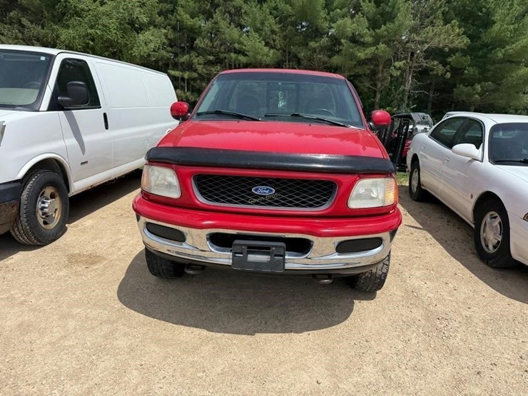 1997-ford-f150-xlt-image-2