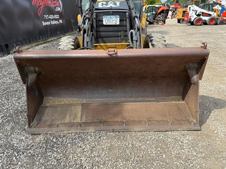 caterpillar-420d-image-9
