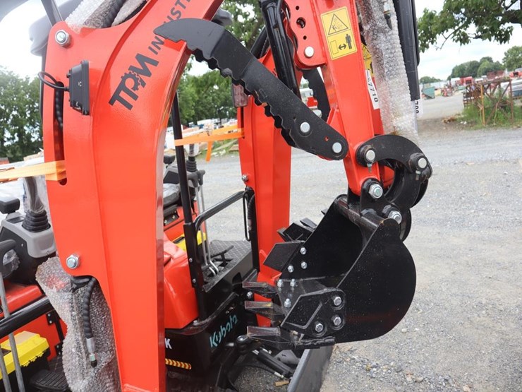 tpm-20k-mini-excavator-image-11