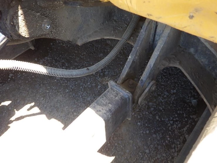 caterpillar-305e2-image-12