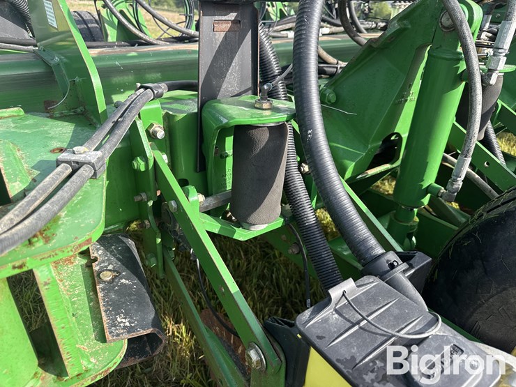 2008-john-deere-1770nt-image-16