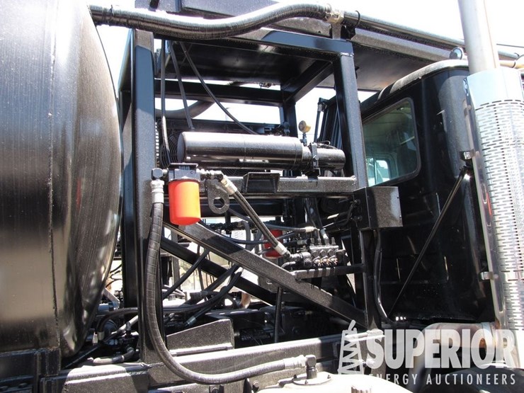 2002-mack-rd688s-image-14