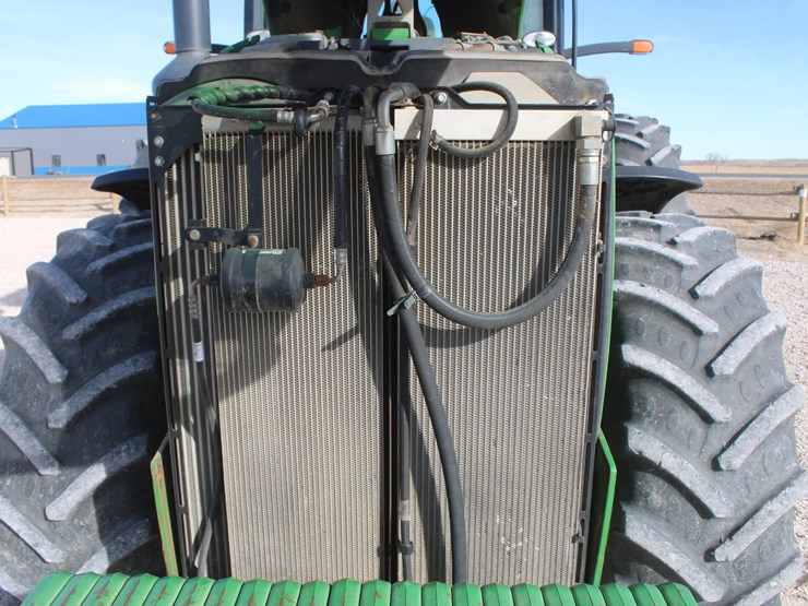 john-deere-8285r-image-45