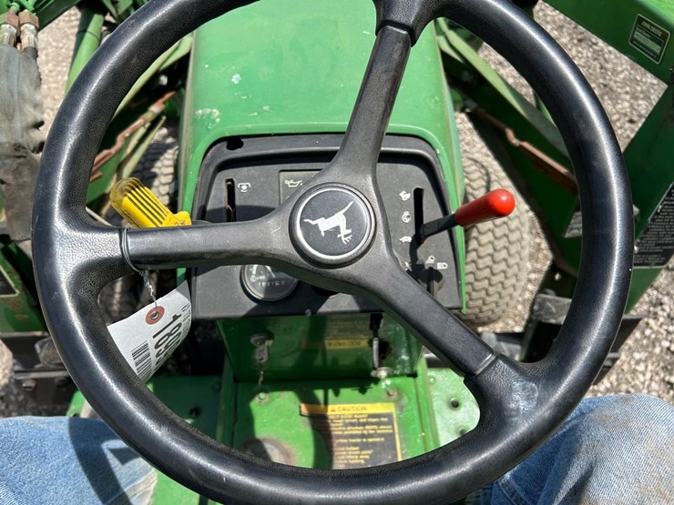 john-deere-755-image-21