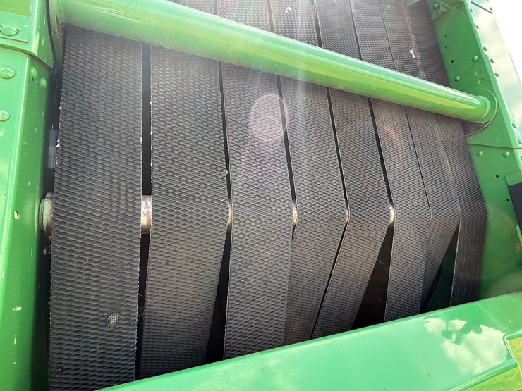 john-deere-560r-image-9
