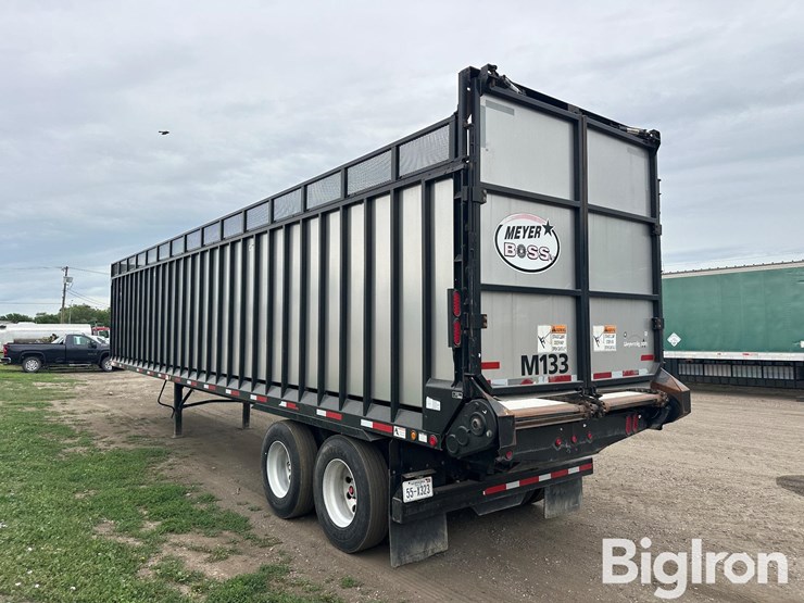 2013-meyer-9140t-boss-rt-t/a-live-bottom-forage-trailer-image-7
