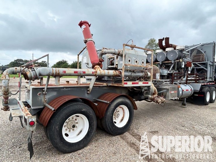 2012-cummins-qst30-image-3