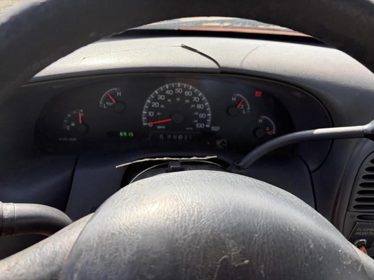 2000-ford-2000-image-15