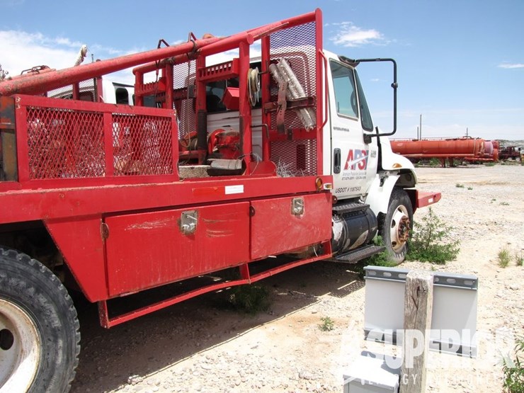 2006-international-durastar-4300-image-7