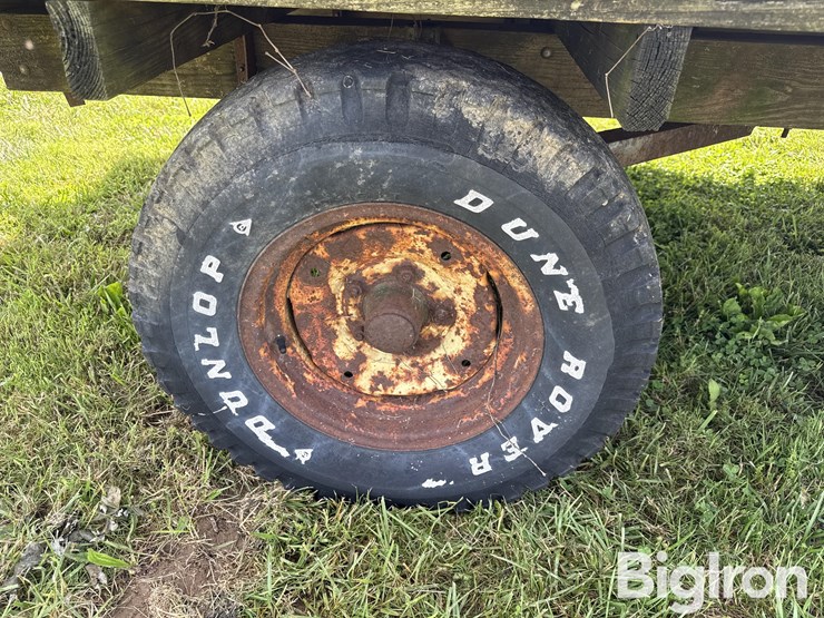 badger-16'-hay-wagon-image-18