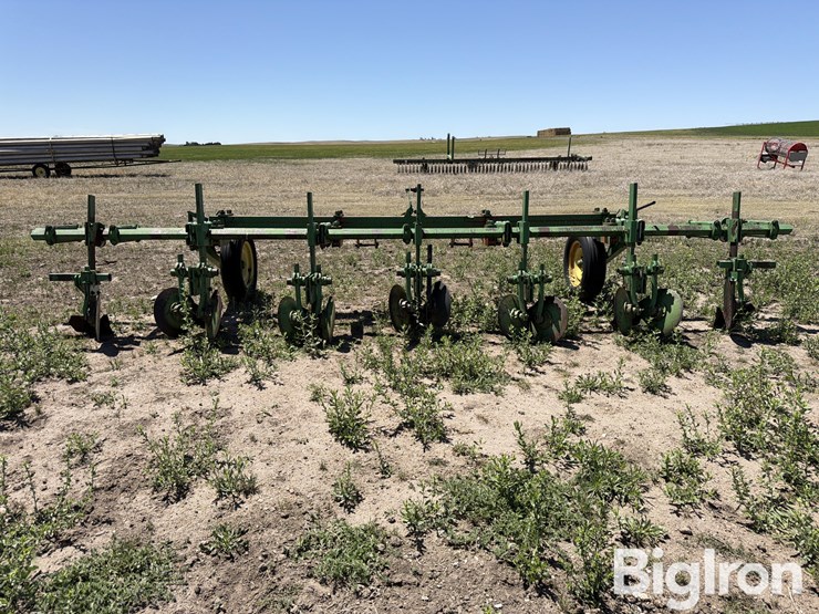 6r30"-ditcher-image-6
