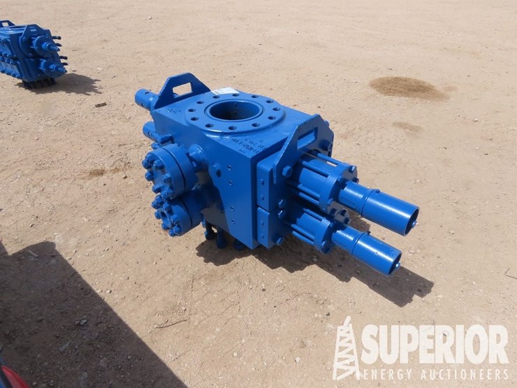 (1-45)-townsend-tm20-9"-5000#-hyd-dbl-ram-bop...-image-1