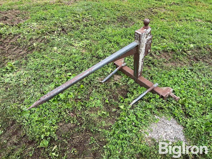 shop-built-3-pt-bale-spear-image-1