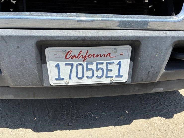 2011-chevrolet-silverado-2500-image-5