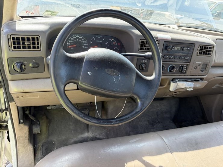 2002-ford-f350-image-16