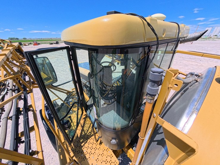 2005-ag-chem-rogator-ss1074-image-26
