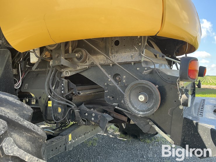 new-holland-cr9070-image-12