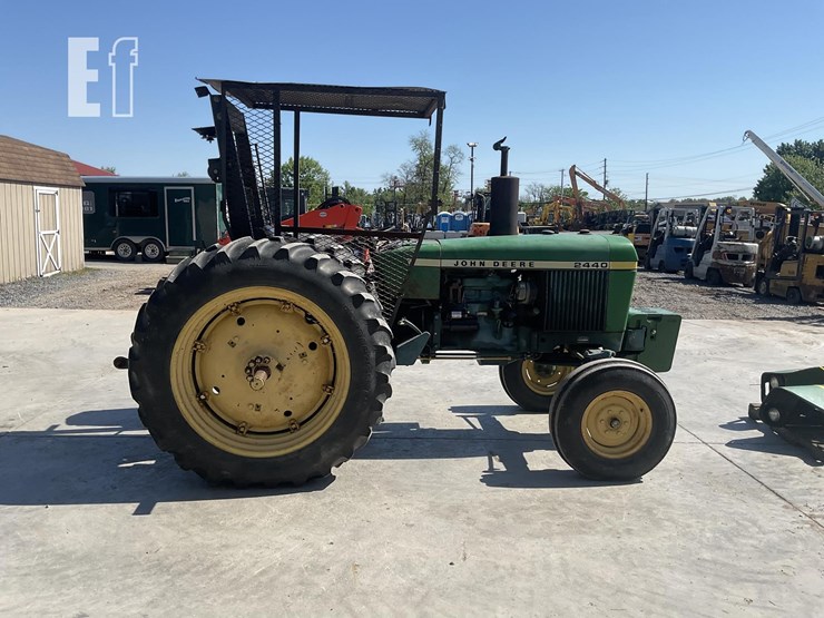 1977-john-deere-2440-image-5