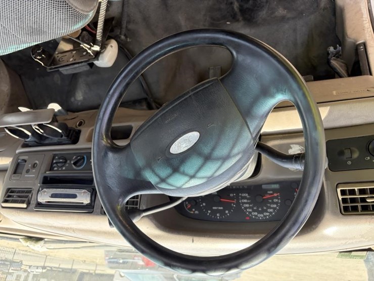 2004-ford-f250-image-12