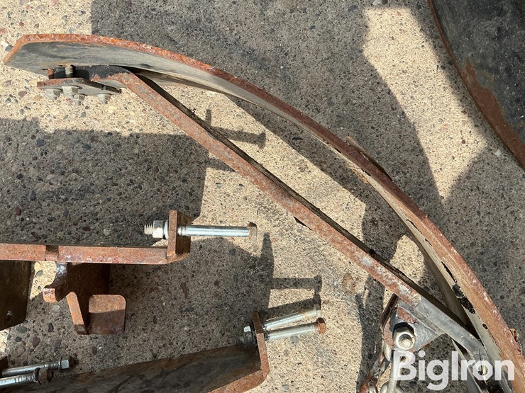 massey-ferguson-1144-image-11