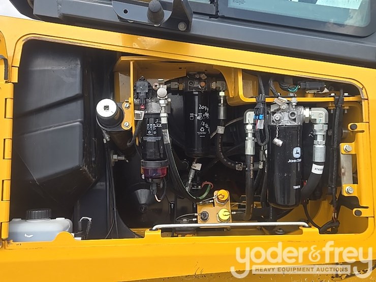2023-deere-650-lgp-image-32