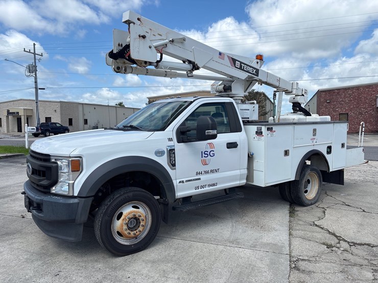 2020-ford-f550-image-1