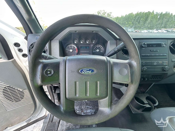 2015-ford-f350-image-15