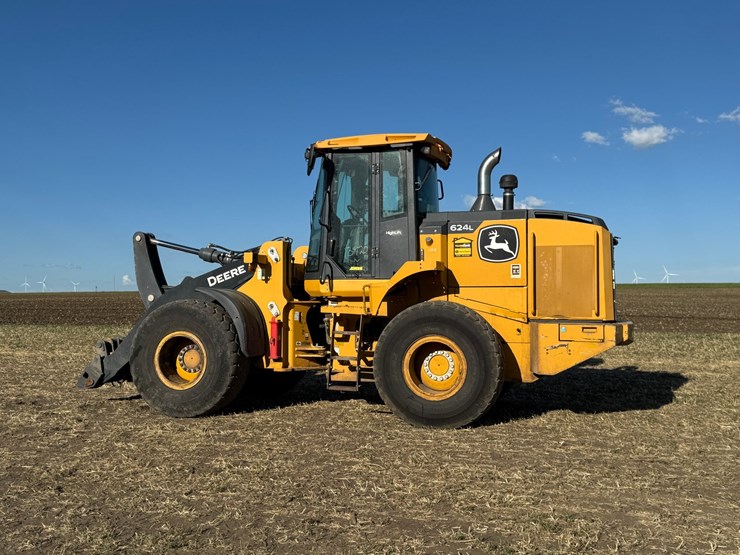 deere-624l-image-2