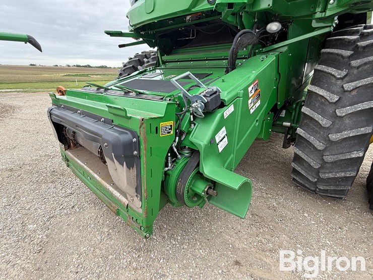 2019-john-deere-s780-image-10