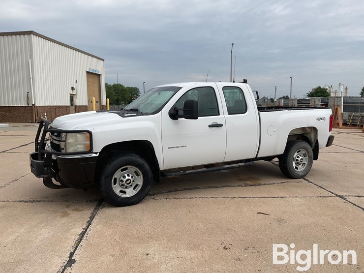 2011-chevrolet-2500-image-1