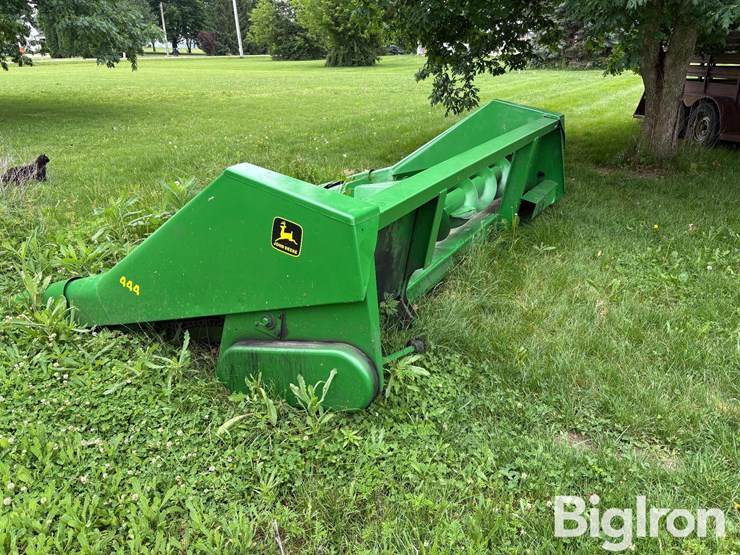 john-deere-444-image-7