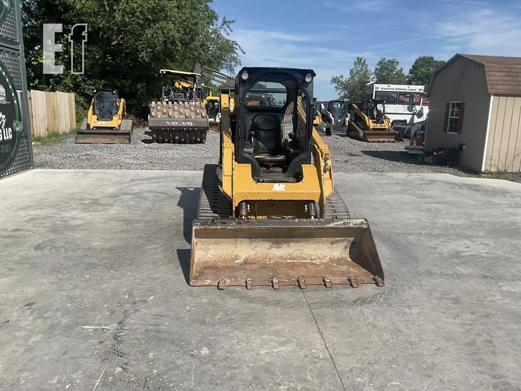 2017-caterpillar-259d-image-7