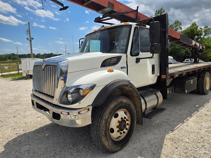 2015-international-workstar-7400-image-1