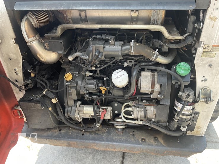 2018-bobcat-t770-image-19