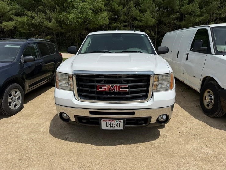 2007-gmc-2500-image-2