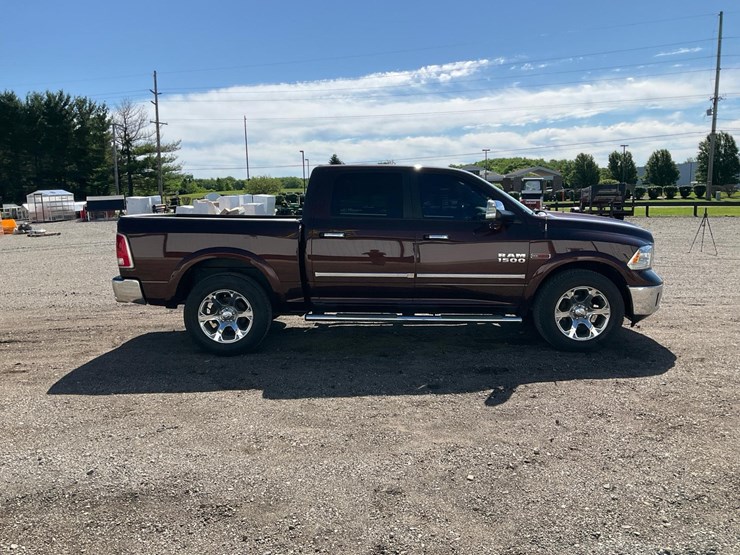 2015-dodge-ram-1500-image-2