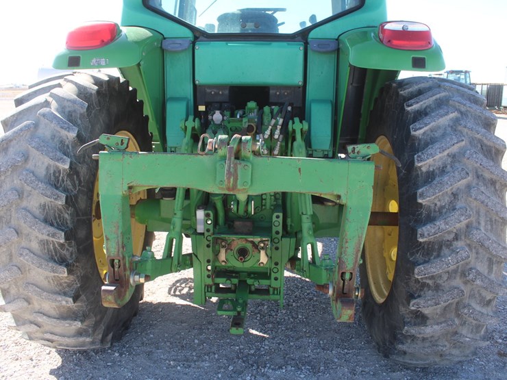 2004-john-deere-7320-image-38