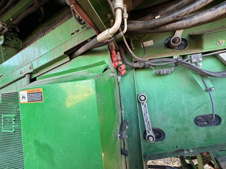 john-deere-s680-image-41