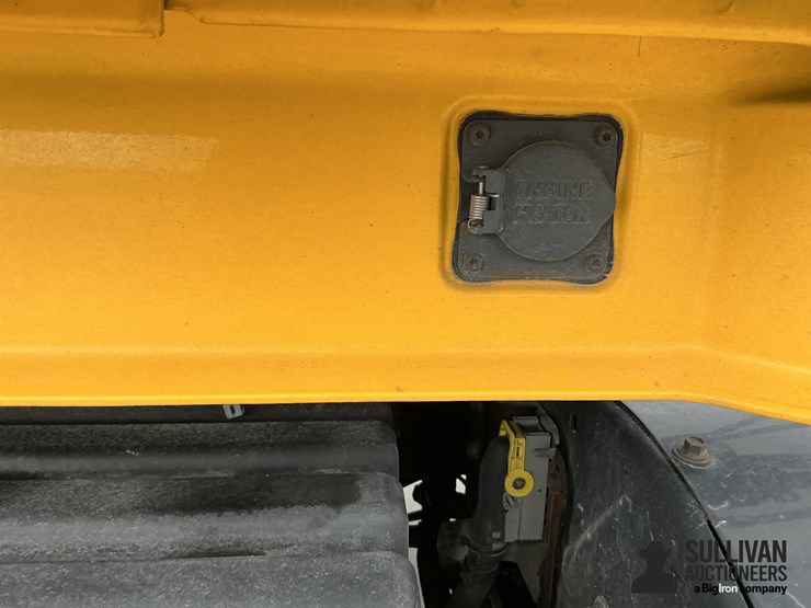 2015-volvo-vnl64t300-image-17