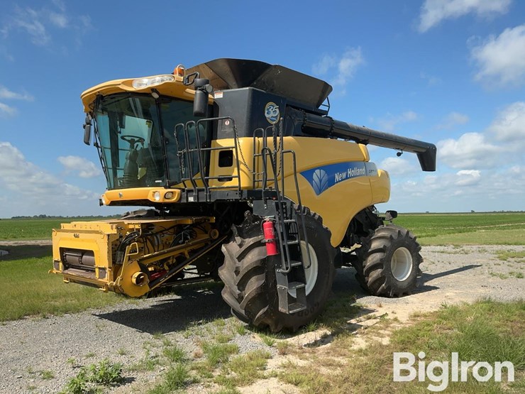 new-holland-cr9070-image-1
