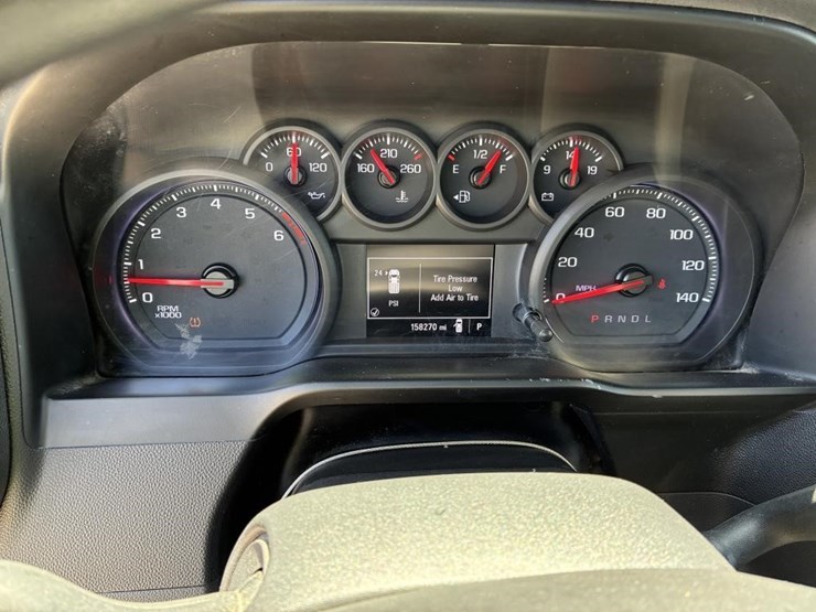 2019-chevrolet-silverado-1500-image-16