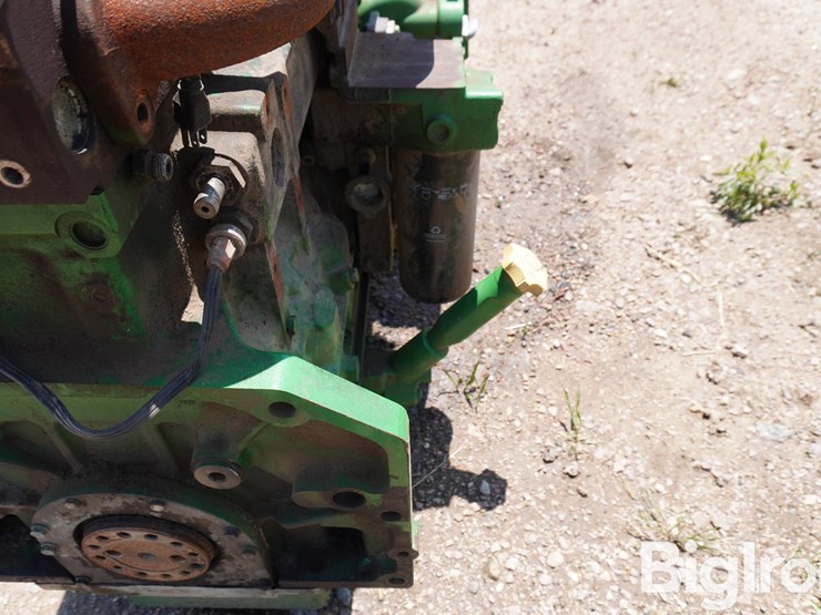 john-deere-135-image-14